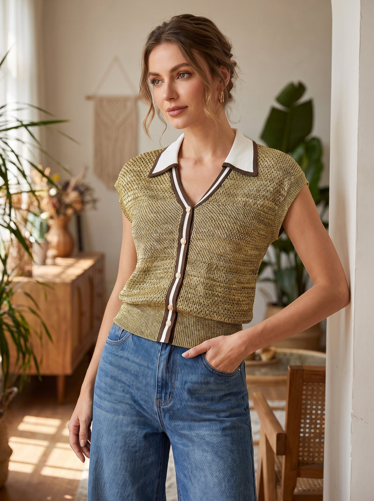 Contrast Trim Textured Knit Top